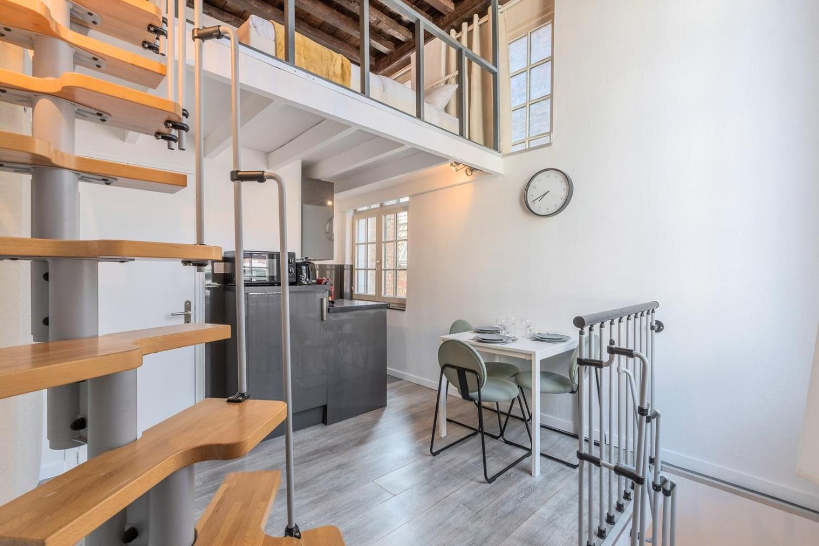 Atypical Triplex Near Grand Place With Terrace Λιλ Εξωτερικό φωτογραφία